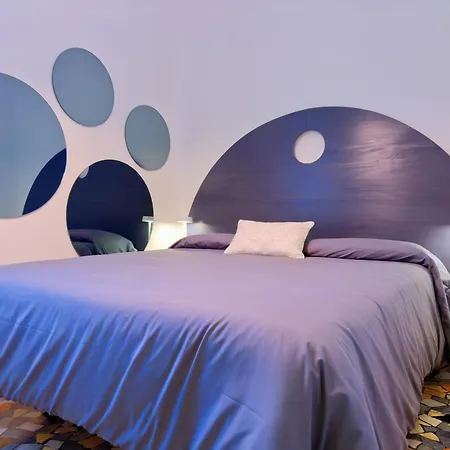 San Felice's Urban Elegance Apartment