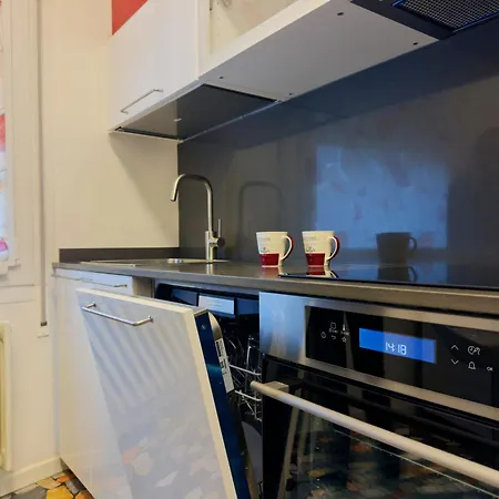 San Felice's Urban Elegance Apartamento