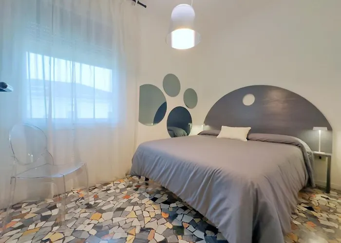 San Felice's Urban Elegance Apartment *