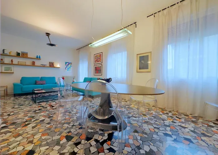 San Felice's Urban Elegance *